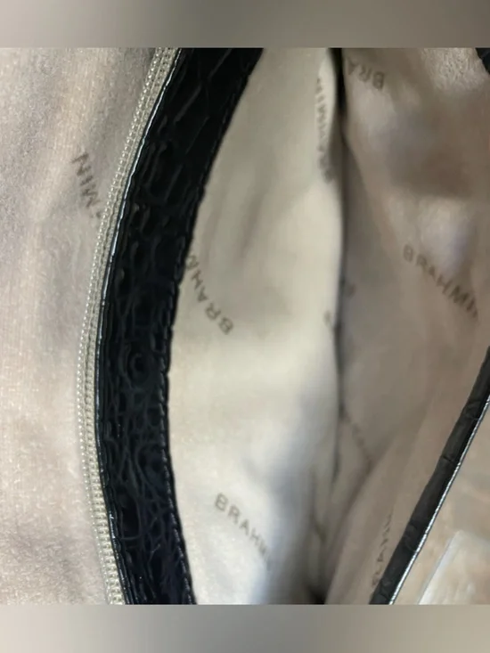 Brahmin Black Croc Embossed Leather Crossbody Wallet Clutch Tassel - Picture 13 of 14